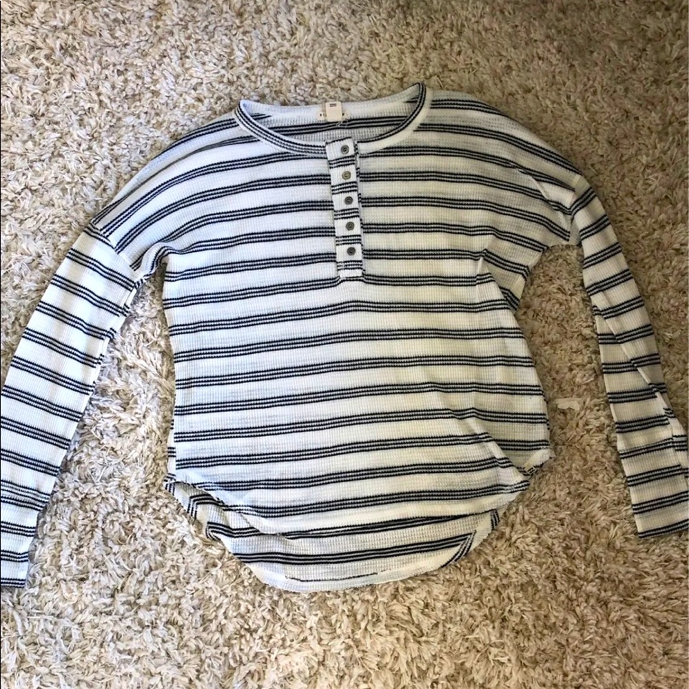 NWOT Billabong sweater!